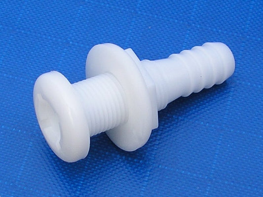 Skin fitting water tank outlet