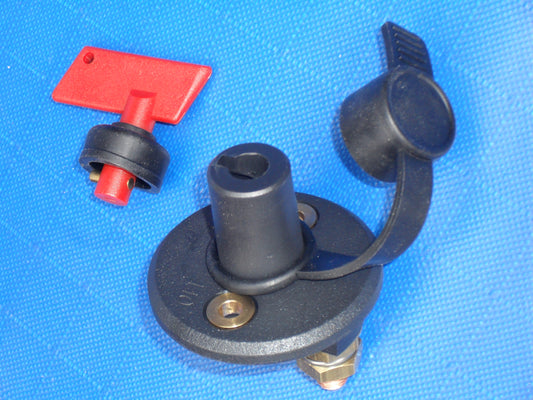 Battery switch, removable key