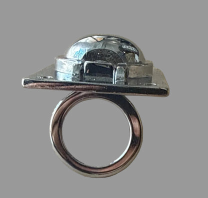 Lifting ring pull