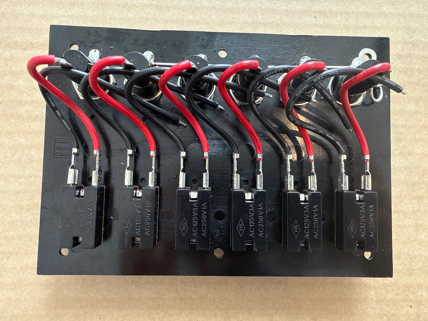 Switch panel 12v 6 gang, Traditional style