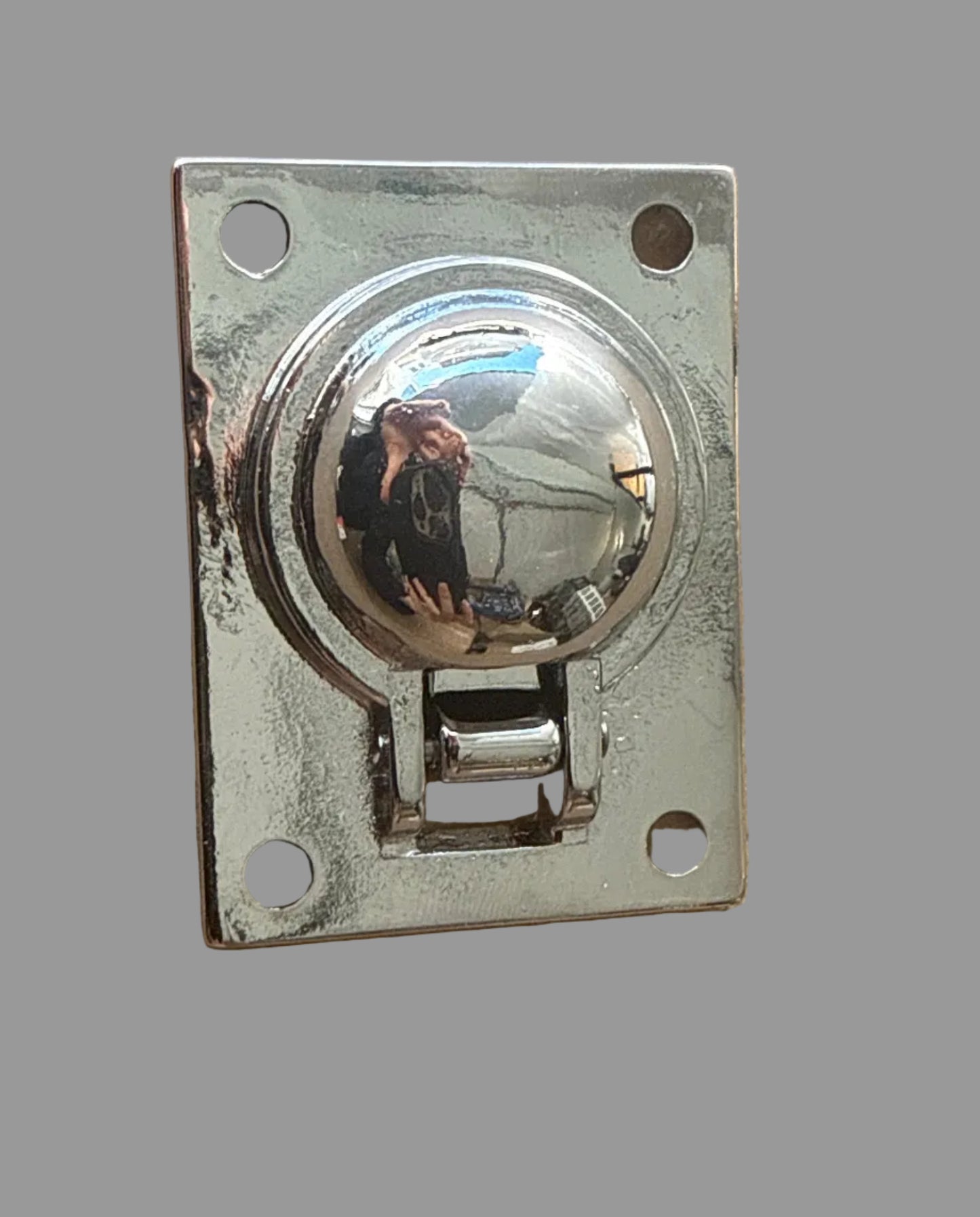 Lifting ring pull